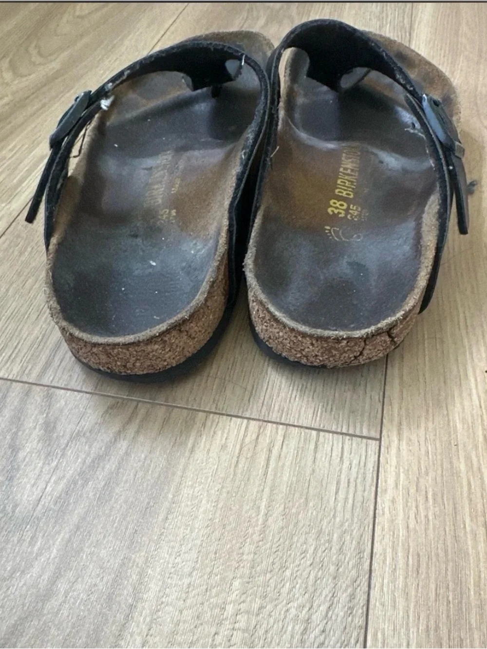 Black Birkenstock gizeh sandals with cork sole size 38 #birkenstock #comfort
